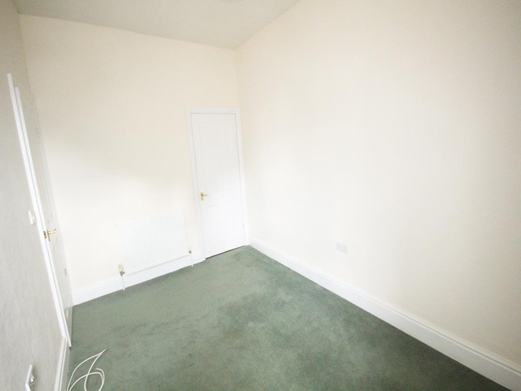 2 bedroom terraced house To Let in Trawden, Colne - IMG_5202.jpg